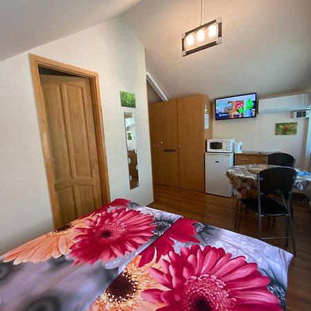 Elso Fecske Apartmanok Siófok Buitenkant foto