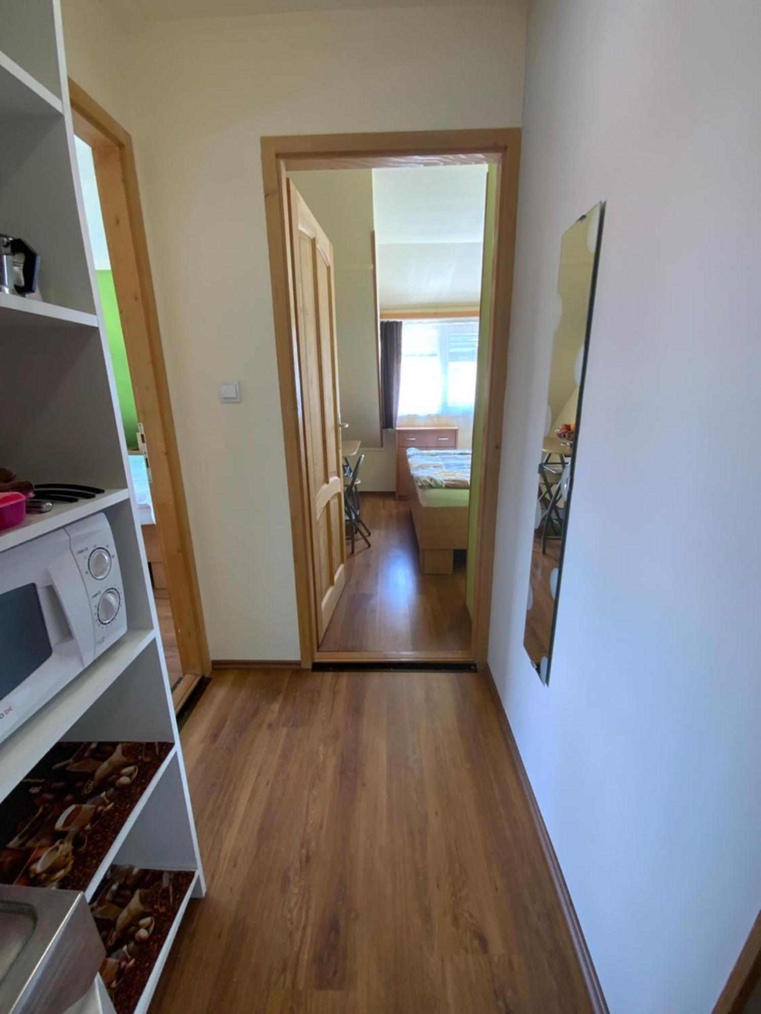 Elso Fecske Apartmanok Siófok Buitenkant foto
