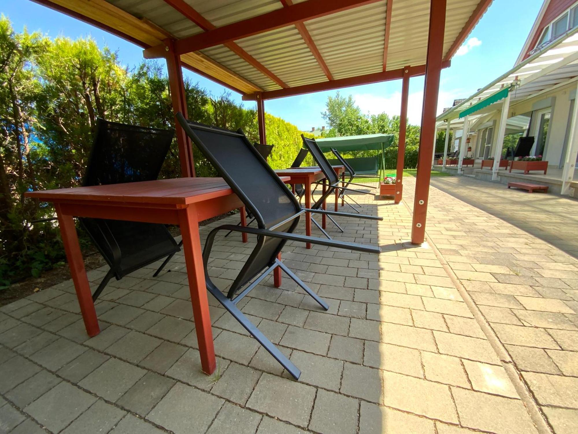Elso Fecske Apartmanok Siófok Buitenkant foto