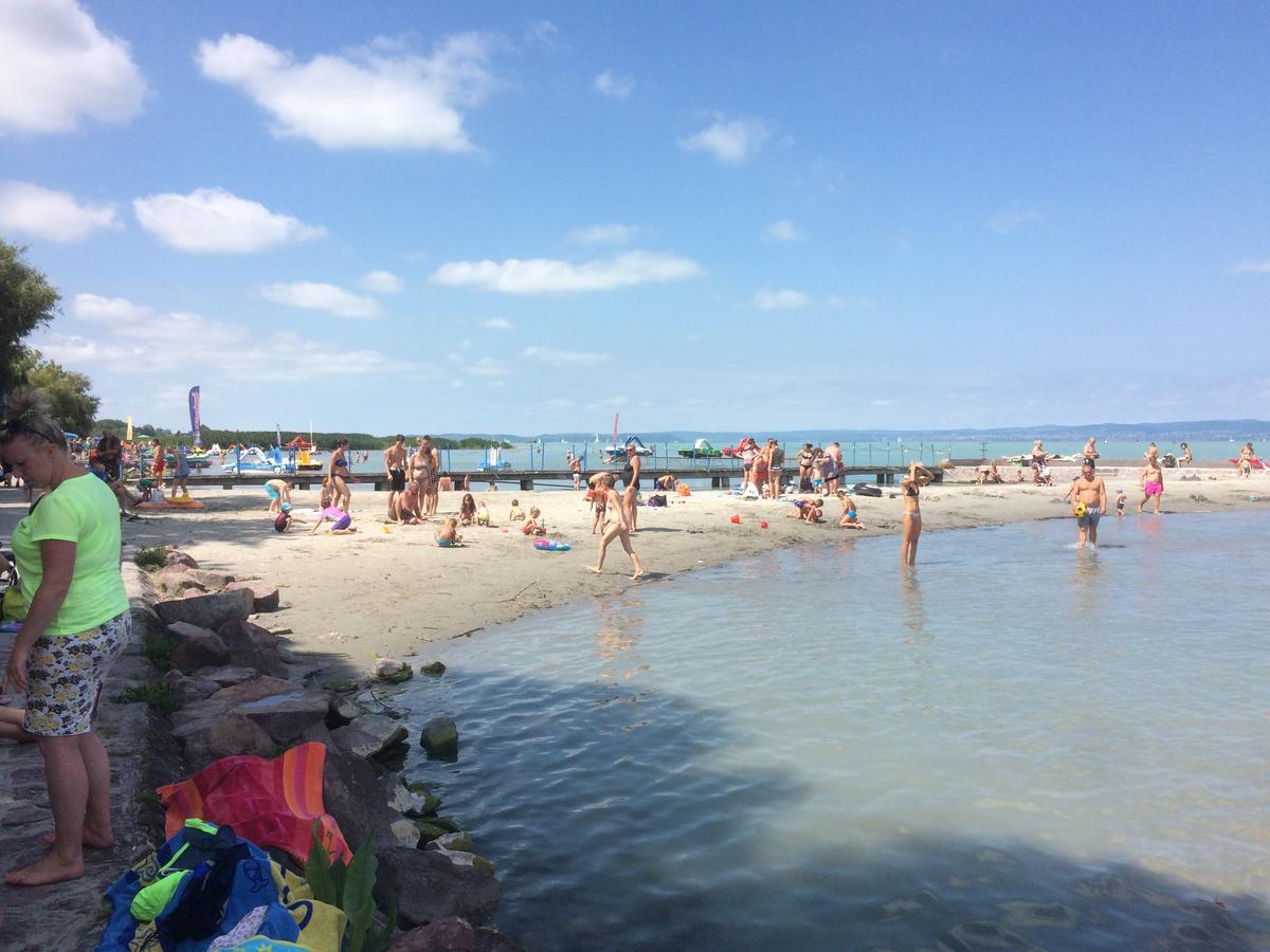 Elso Fecske Apartmanok Siófok Buitenkant foto